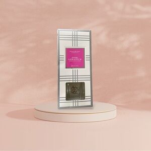 Pink Geranium Scented Candle